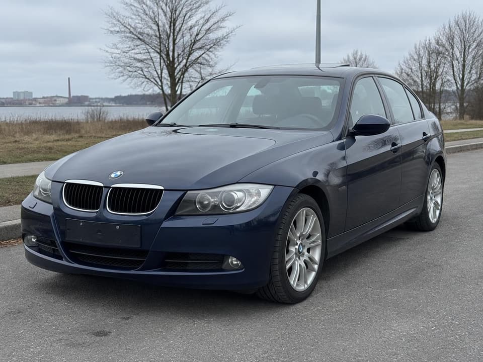BMW 3 series E90 318d, 2011, priekšskats