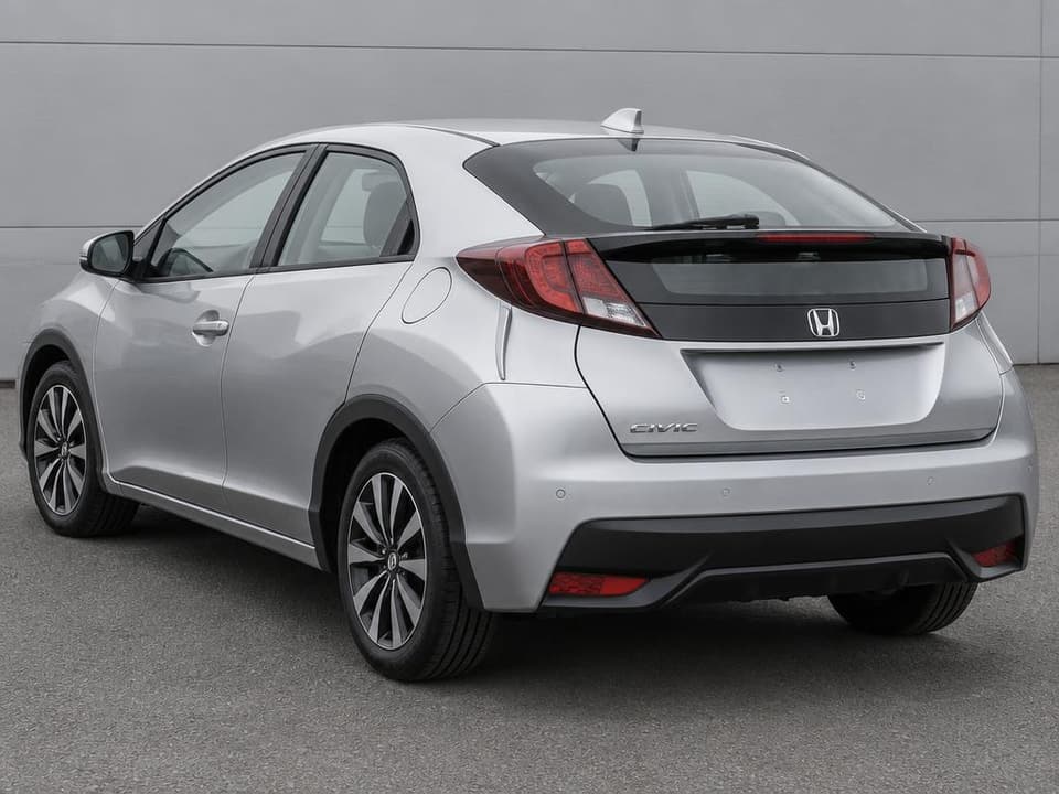 Honda Civic IX 1.8 i-VTEC, aizmugures skats