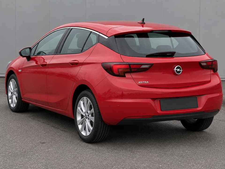 Opel Astra K 1.4 Turbo, aizmugures skats