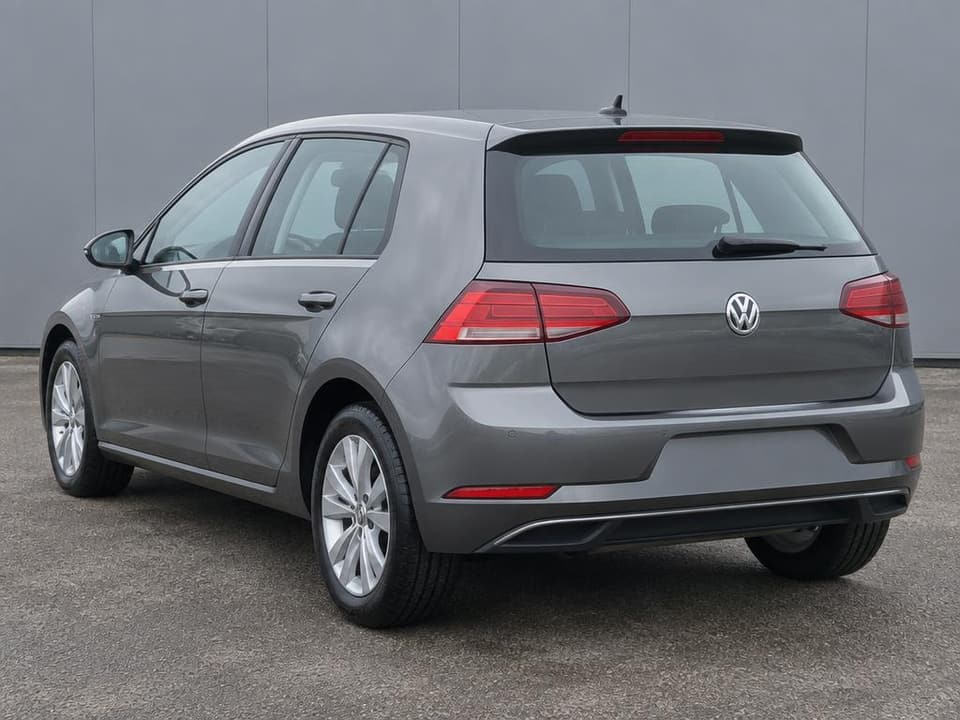 Volkswagen Golf Mk7 1.6 TDI, aizmugures skats