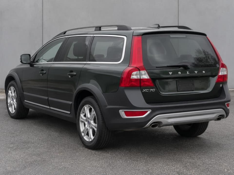 Volvo XC70 P24 2.4 D5, aizmugures skats